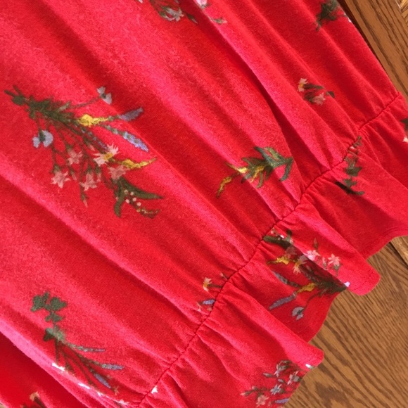 Daytrip Top with Back details & tank - Picture 5 of 8